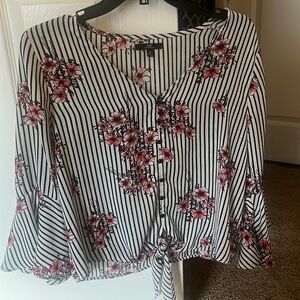 Woman’s Fashion Top!